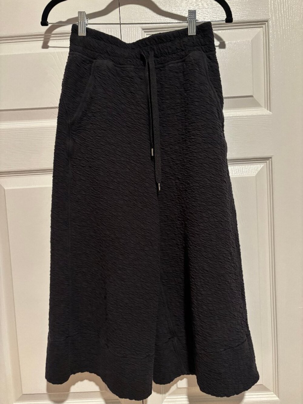 Lululemon Rippled Wide Leg Super-High-Rise Crop Size 4